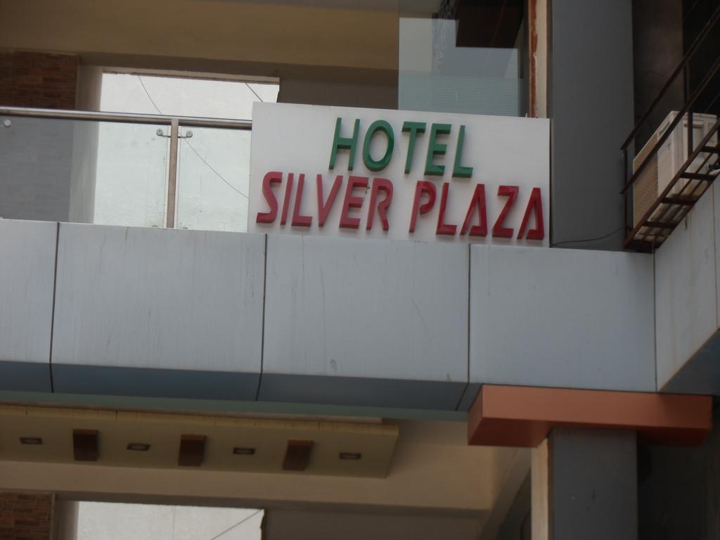 Hotel Silver Plaza Ahmedabad Extérieur photo