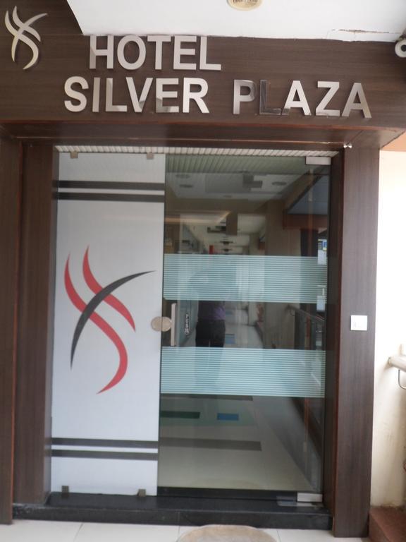 Hotel Silver Plaza Ahmedabad Extérieur photo