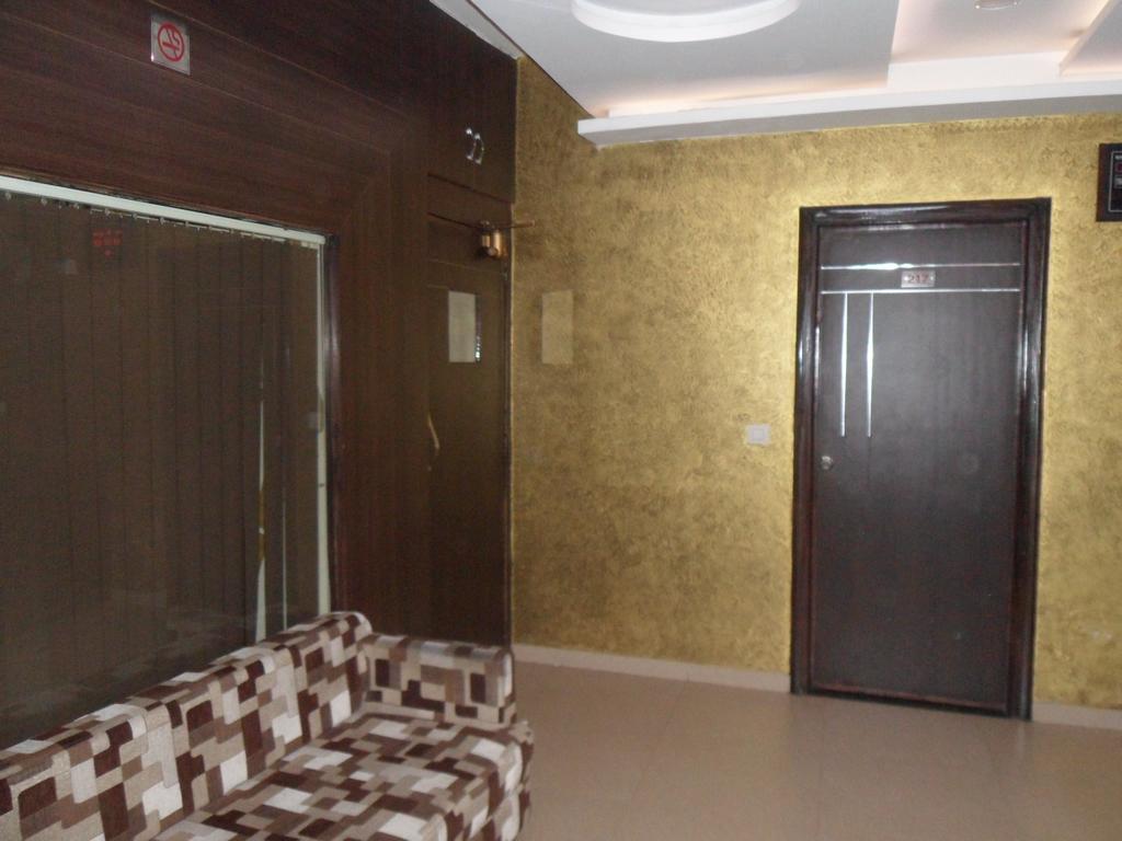 Hotel Silver Plaza Ahmedabad Extérieur photo