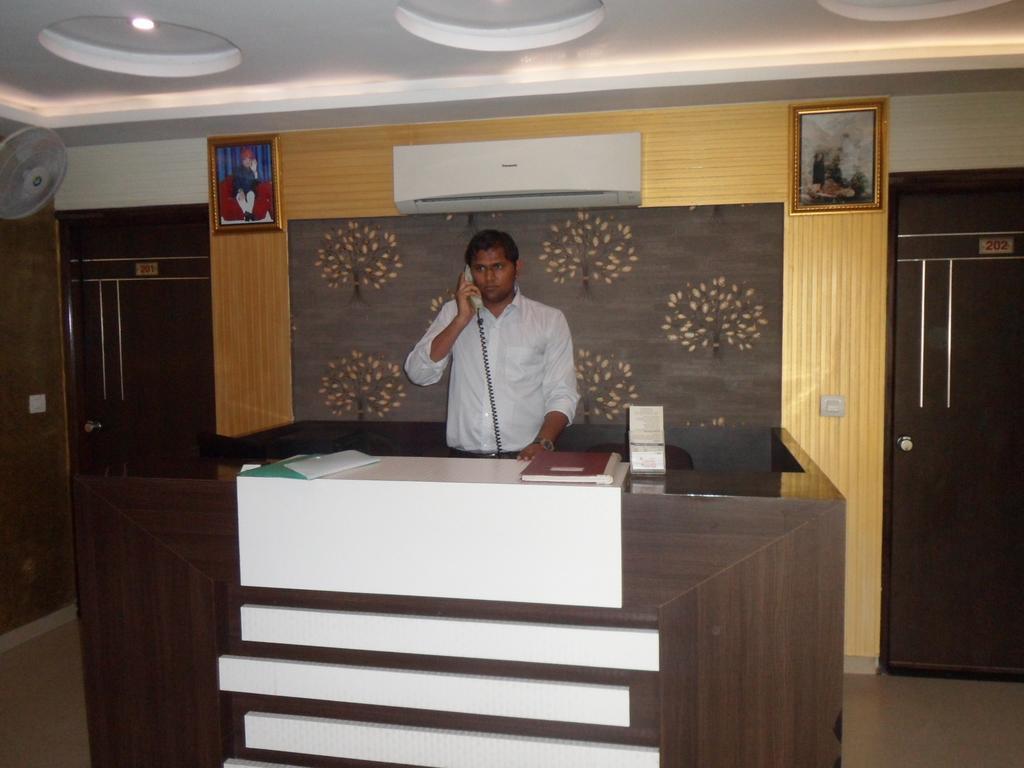 Hotel Silver Plaza Ahmedabad Extérieur photo
